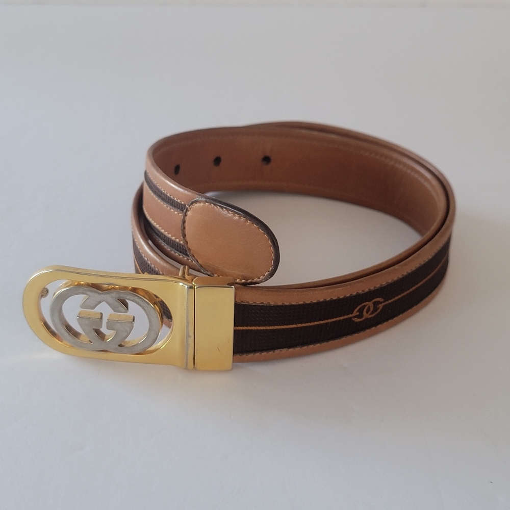 Gucci Leather Logo Buckle Belt